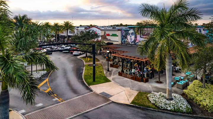 Shops at Pembroke Gardens | Federal Realty Investment Trust