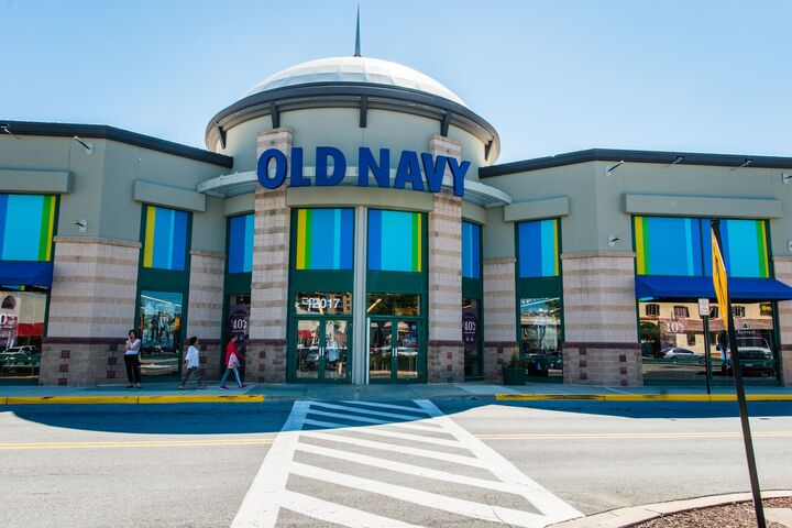 Montrose Crossing Shopping Center 